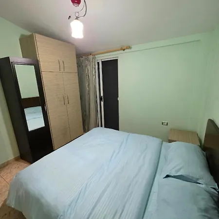 Family In * Golem (Tirana)